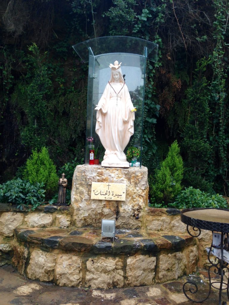 Public mini shrine dedicated to the Virgin Mary
